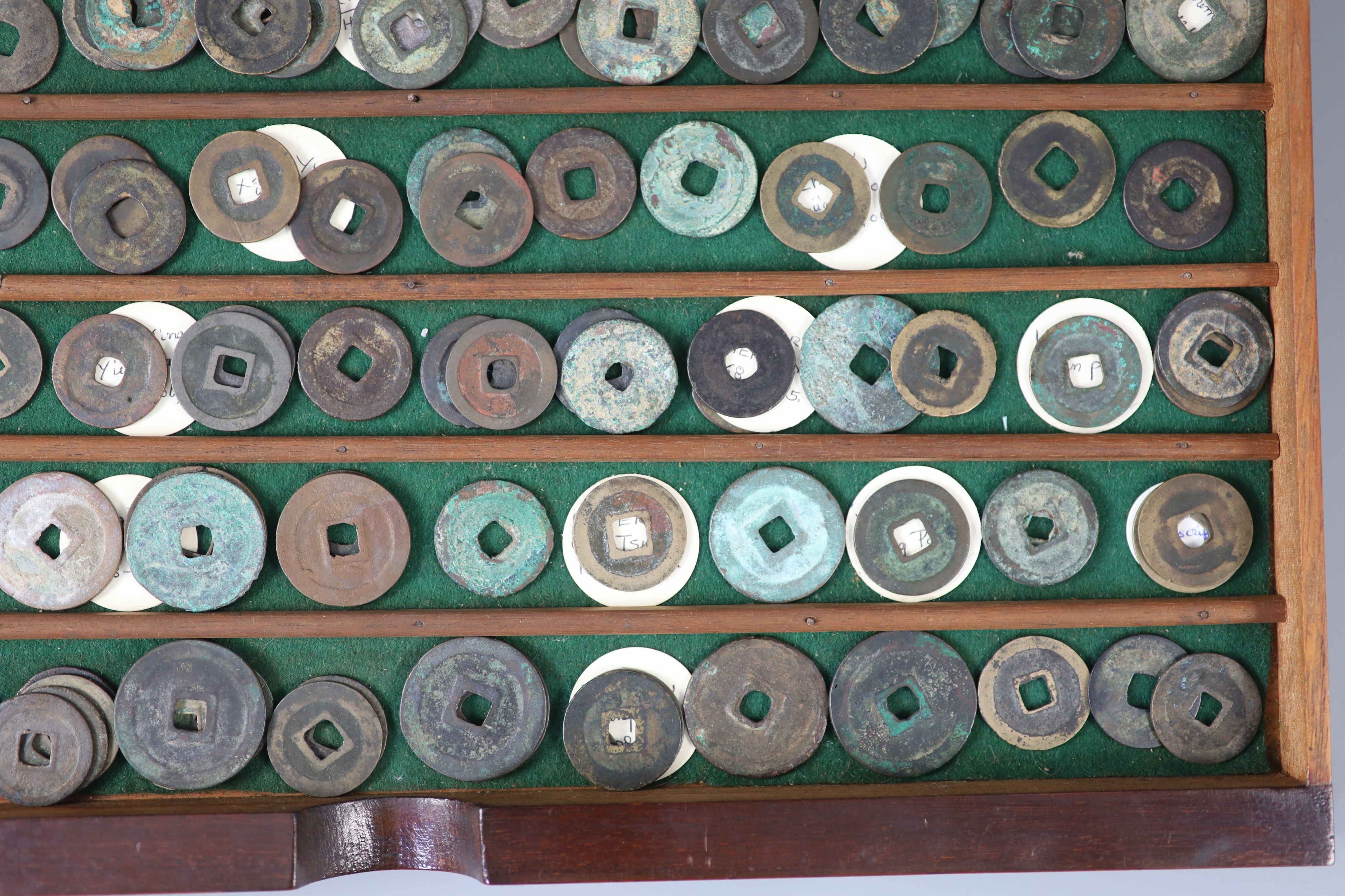 China, 152 Ancient bronze round coins, Northern Song dynasty, Emperors Zhen Zong (998-1022) to Zhe Zong (1086-1100)